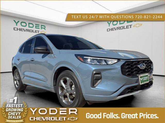 2023 Ford Escape ST-Line FWD photo
