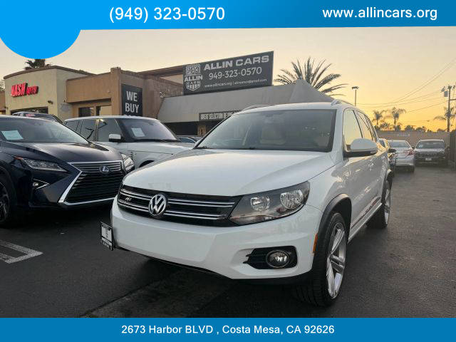 2016 Volkswagen Tiguan R-Line FWD photo