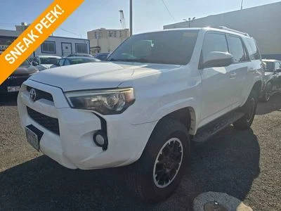 2016 Toyota 4Runner SR5 4WD photo