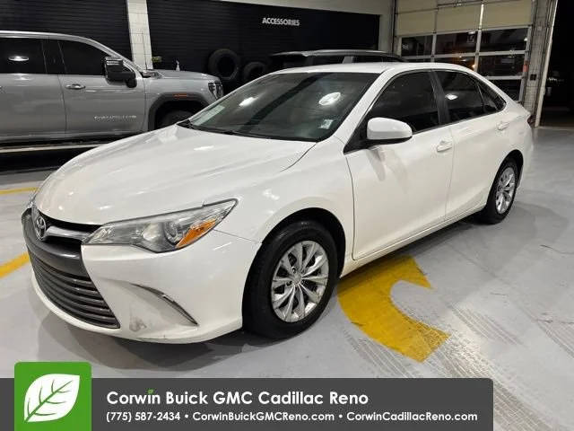 2015 Toyota Camry LE FWD photo