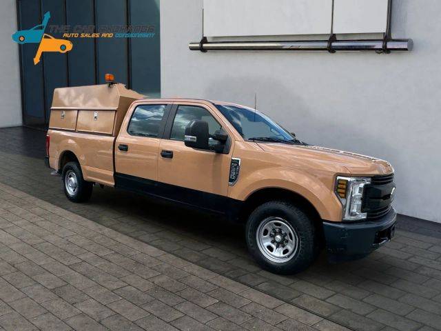 2018 Ford F-350 Super Duty XL RWD photo