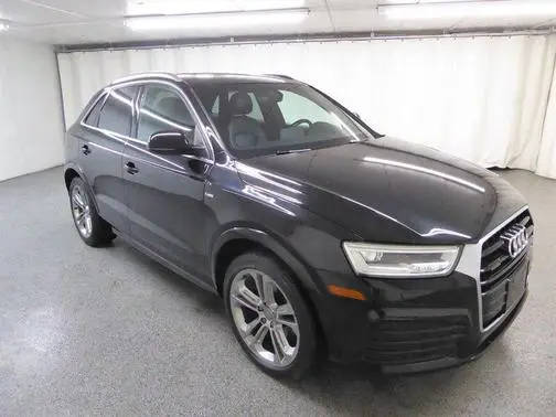 2016 Audi Q3 Prestige AWD photo