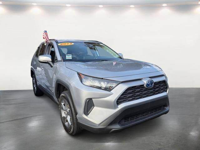 2022 Toyota RAV4 Hybrid LE AWD photo