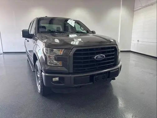 2015 Ford F-150 XLT 4WD photo