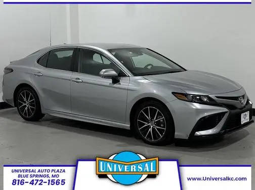 2023 Toyota Camry SE FWD photo