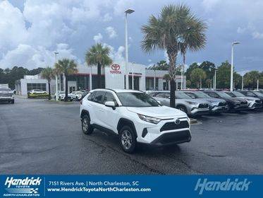 2022 Toyota RAV4 Hybrid XLE AWD photo