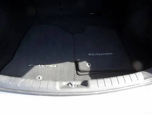 2019 Hyundai Elantra SE FWD photo