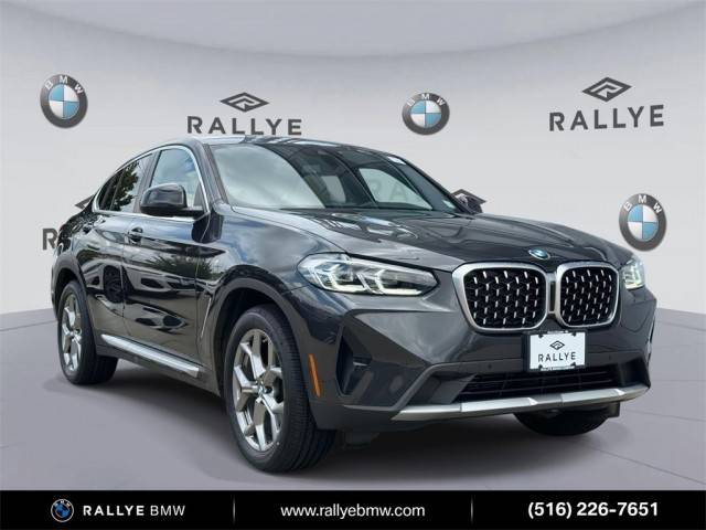 2022 BMW X4 xDrive30i AWD photo