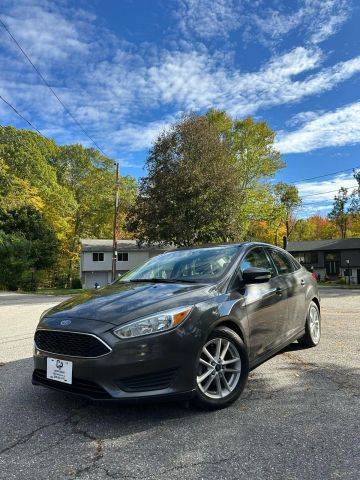 2015 Ford Focus SE FWD photo
