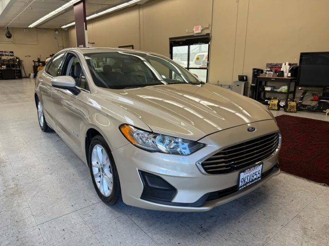 2019 Ford Fusion SE FWD photo