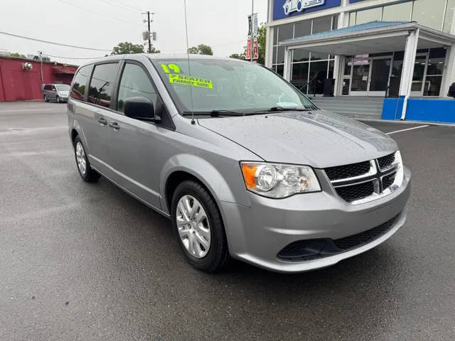 2019 Dodge Grand Caravan SE FWD photo