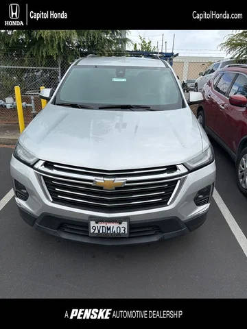 2022 Chevrolet Traverse LT Leather AWD photo
