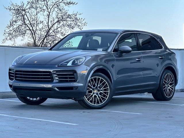 2022 Porsche Cayenne  AWD photo