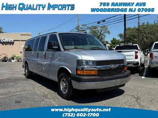 2016 Chevrolet Express LT RWD photo