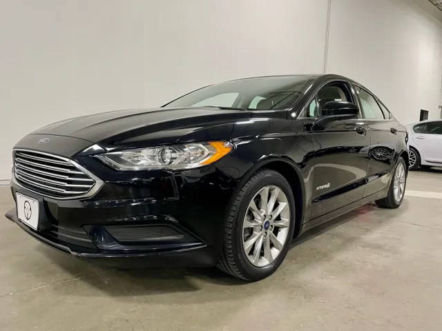 2017 Ford Fusion Hybrid S FWD photo