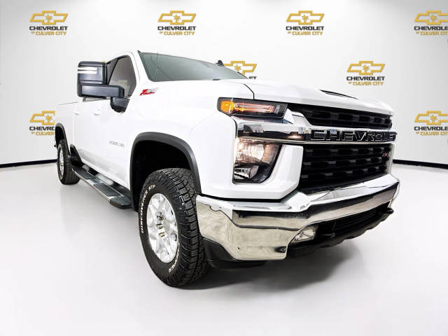 2022 Chevrolet Silverado 2500HD LT 4WD photo