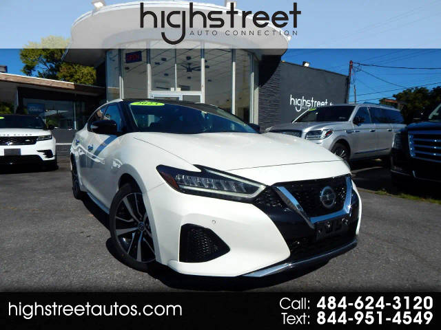 2022 Nissan  SL FWD photo