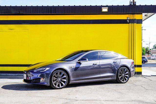 2017 Tesla Model S 75 RWD photo