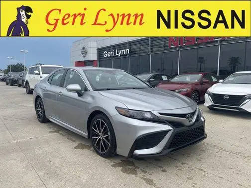 2023 Toyota Camry SE FWD photo