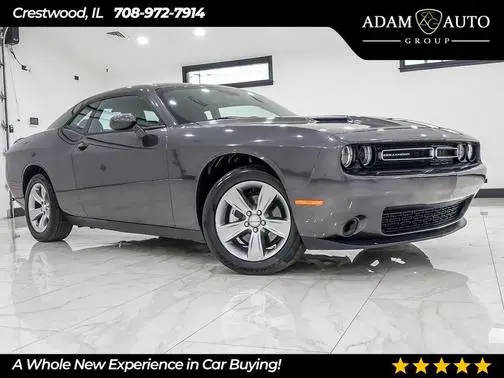 2022 Dodge Challenger SXT RWD photo
