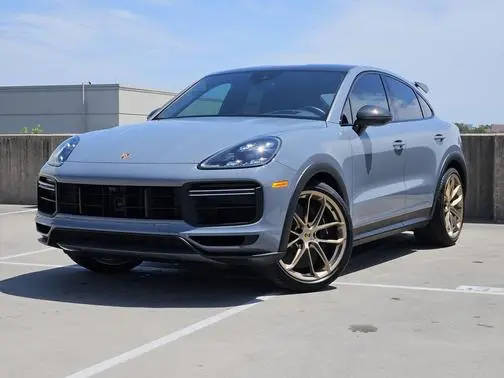 2023 Porsche Cayenne Coupe Turbo GT AWD photo