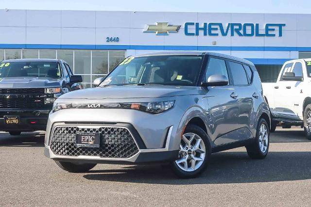 2023 Kia Soul LX FWD photo