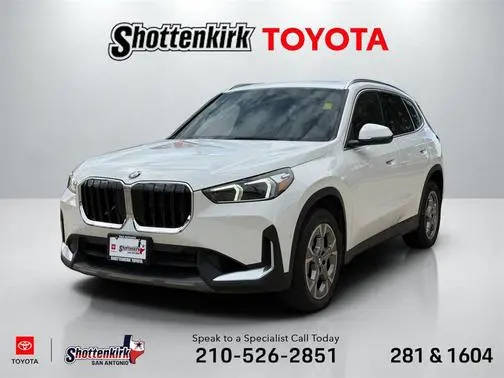 2023 BMW X1 xDrive28i AWD photo