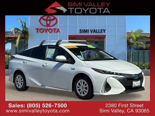 2022 Toyota Prius Prime LE FWD photo