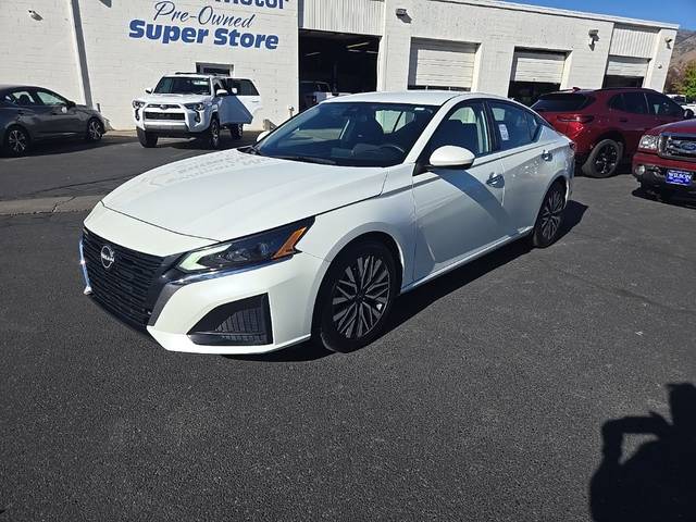 2023 Nissan Altima 2.5 SV FWD photo