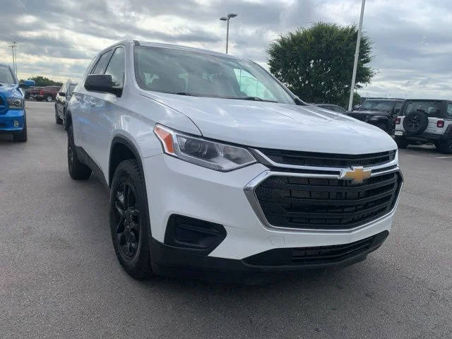 2020 Chevrolet Traverse LS AWD photo