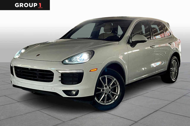 2016 Porsche Cayenne AWD photo