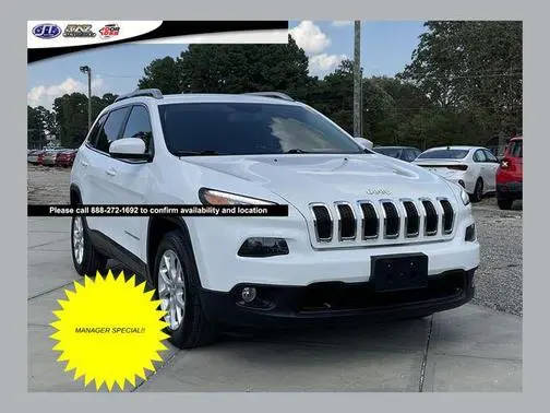 2018 Jeep Cherokee Latitude FWD photo