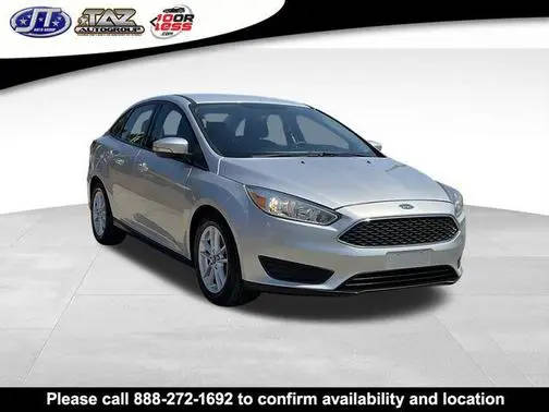 2016 Ford Focus SE FWD photo
