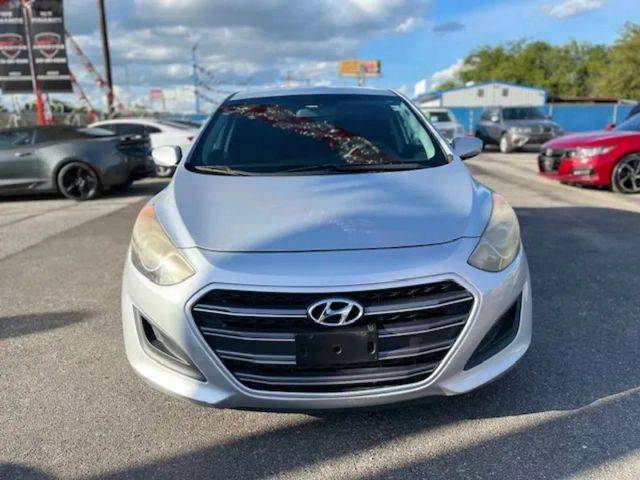 2017 Hyundai Elantra GT FWD photo