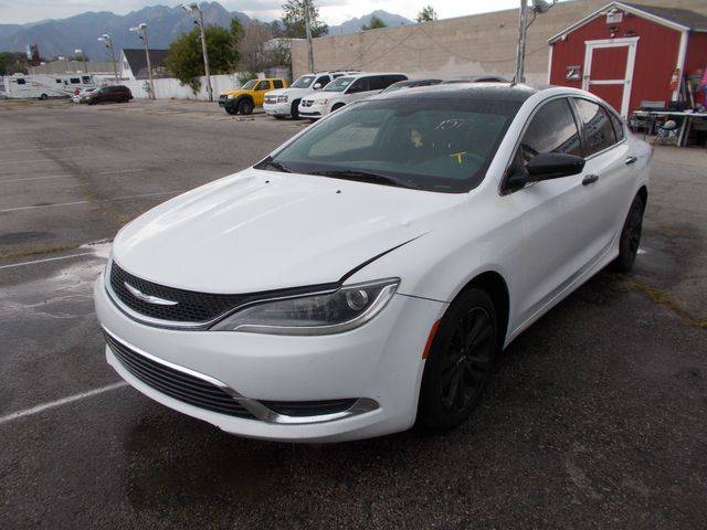 2016 Chrysler 200 Limited FWD photo