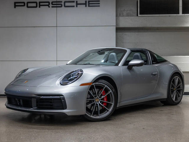 2023 Porsche 911 4S AWD photo