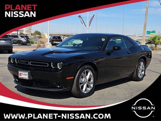 2023 Dodge Challenger SXT AWD photo