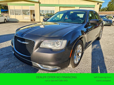 2015 Chrysler 300 Limited RWD photo