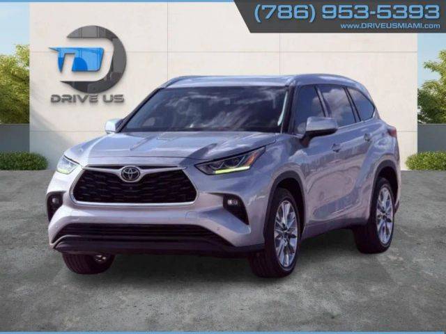 2022 Toyota Highlander Limited FWD photo