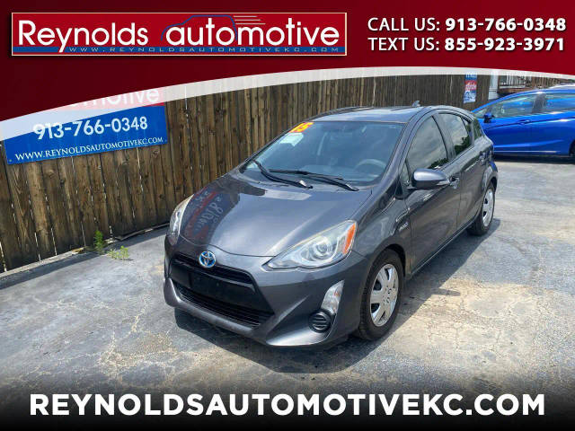 2015 Toyota Prius c Two FWD photo