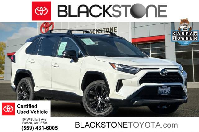 2022 Toyota RAV4 Hybrid XSE AWD photo