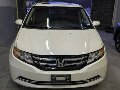 2015 Honda Odyssey EX-L FWD photo