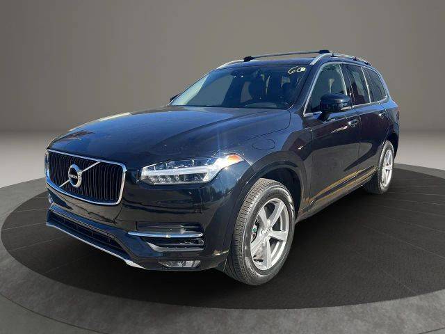 2019 Volvo XC90 Momentum AWD photo
