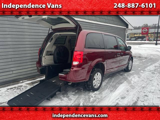 2019 Dodge Grand Caravan SE FWD photo