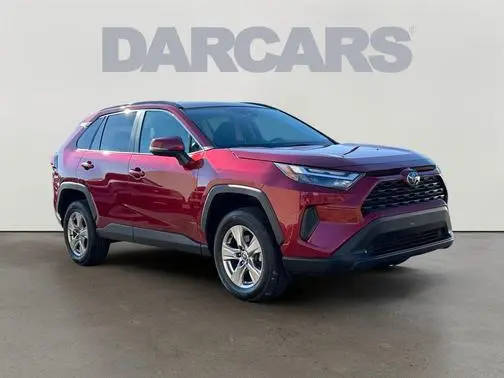 2023 Toyota RAV4 XLE AWD photo