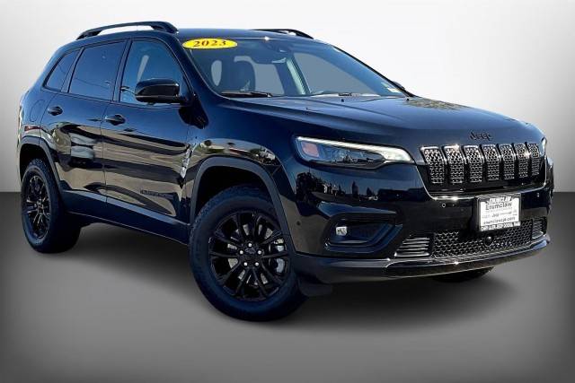 2023 Jeep Cherokee Altitude Lux 4WD photo