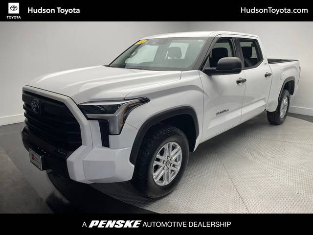 2022 Toyota Tundra SR5 4WD photo