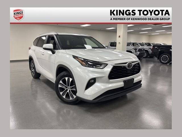 2023 Toyota Highlander XLE AWD photo