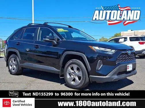 2022 Toyota RAV4 Hybrid XLE AWD photo