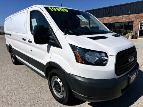 2018 Ford Transit Van  RWD photo